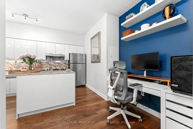 Additional image 4 of 29 Singer Crt Unit 2207