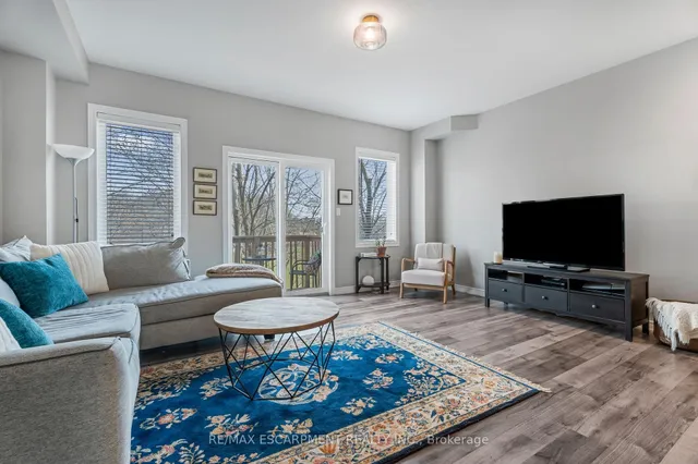 Additional image 12 of 122 DUNDAS St Unit 19