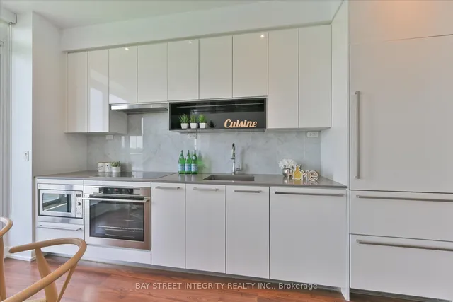 Additional image 10 of 117 Mcmahon Dr Unit 903