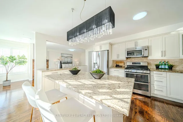 Additional image 14 of 45 Oak Knolls Cres