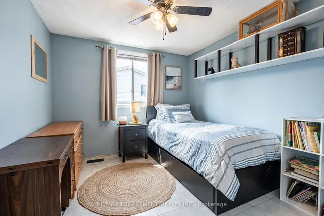 Additional image 10 of 12 BRENDAN Crt