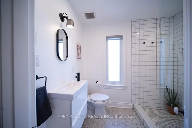 Additional image 24 of 61 William St