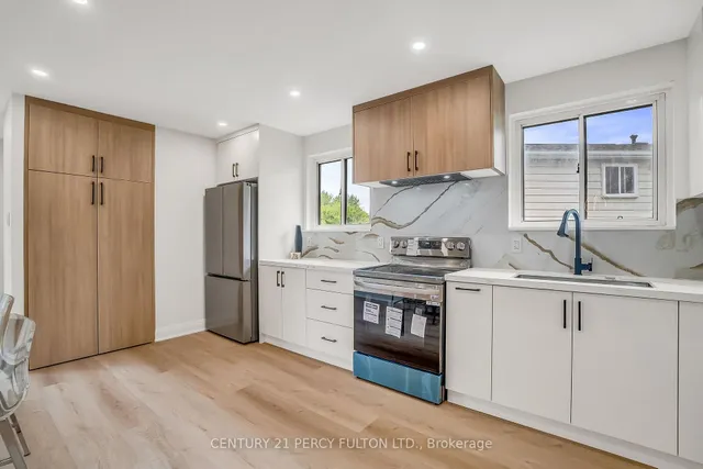 Additional image 13 of 33 Pettibone Sq