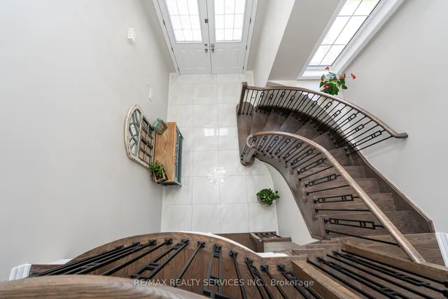 Additional image 24 of 107 Benhurst Cres