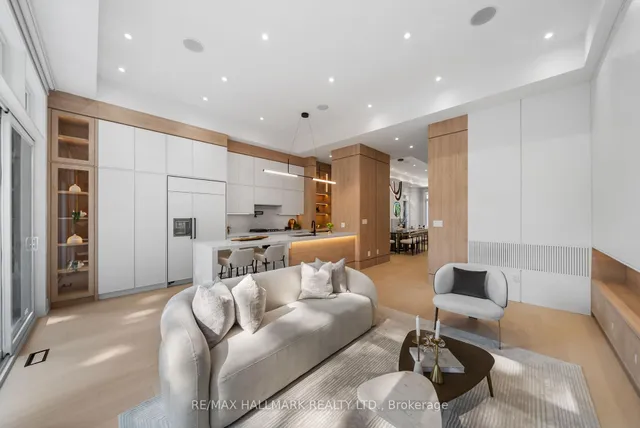 Additional image 16 of 112 Randolph Rd