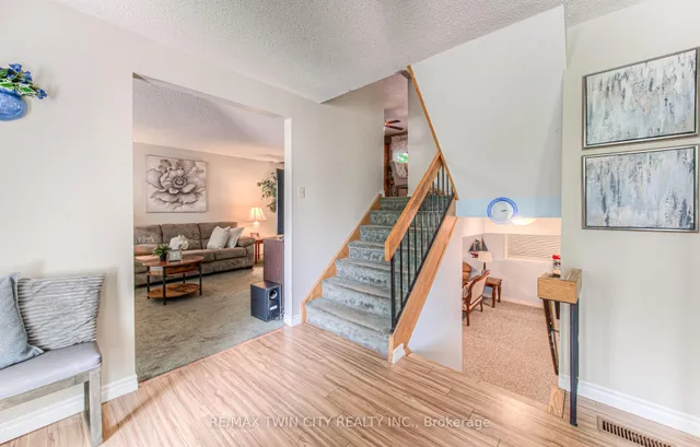Additional image 4 of 82 Roseneath Cres