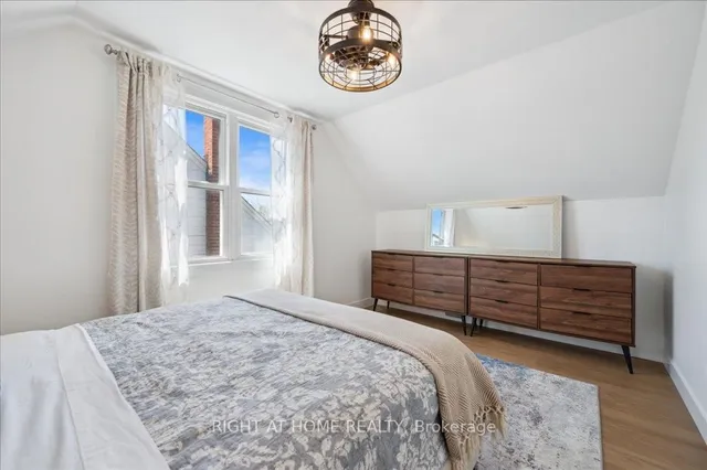 Additional image 23 of 272 East 35th St