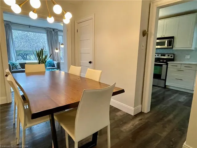 Additional image 27 of 65 Hyde Park Ave