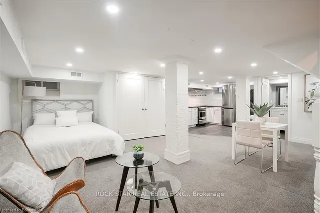 Additional image 32 of 115 Balsam Ave