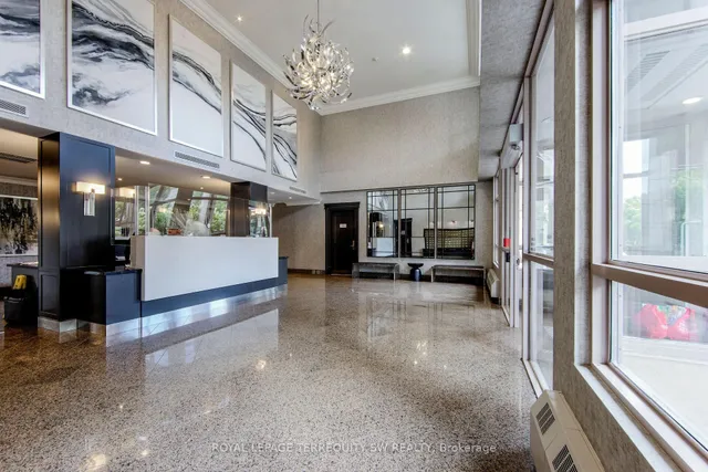 Additional image 36 of 2 Clairtrell Rd Unit 208