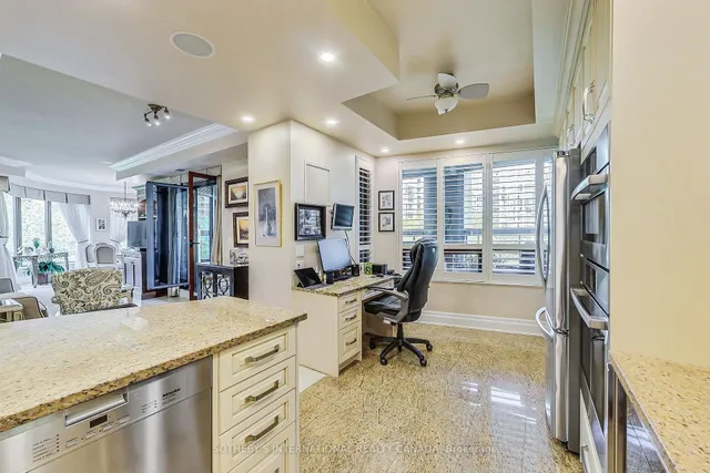 Additional image 16 of 2095 Lake Shore Blvd Unit 220