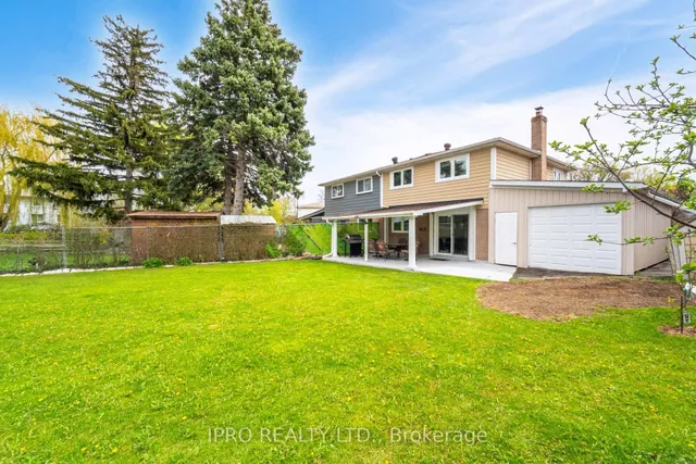 Additional image 41 of 1625 Wavell Cres