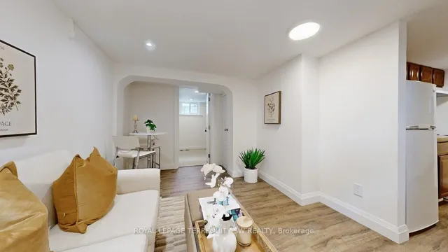 Additional image 25 of 174 Linden Ave