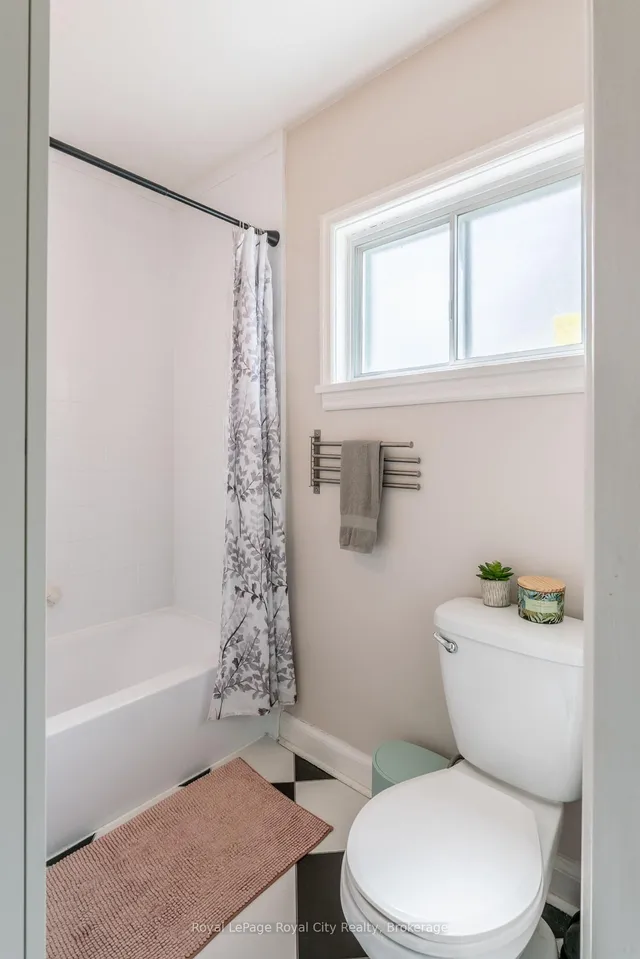 Additional image 9 of 307 Maple Ave