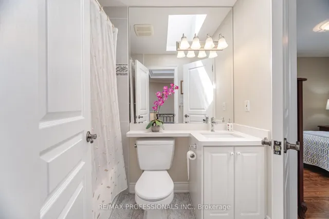 Additional image 32 of 87 Lavington Dr