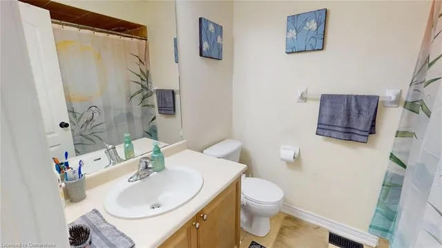 Additional image 15 of 206 Springstead Ave