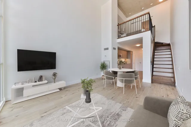 Additional image 3 of 5 Hanna Ave Unit 735