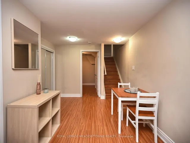 Additional image 40 of 906 Oasis Dr