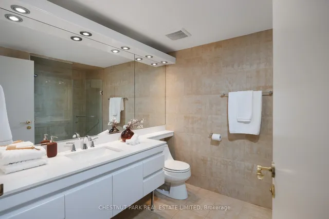 Additional image 35 of 62 Wellesley St Unit 1903