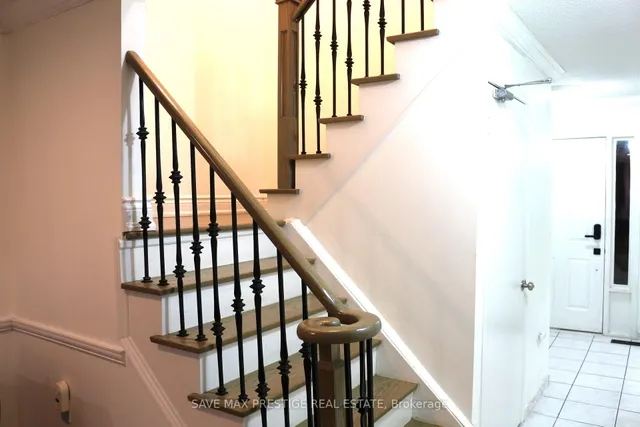 Additional image 16 of 36 Kentucky Dr