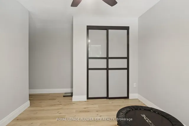 Additional image 23 of 151 Gateshead Cres Unit 129