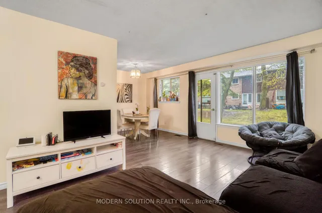 Additional image 4 of 341 Military Tr Unit 23