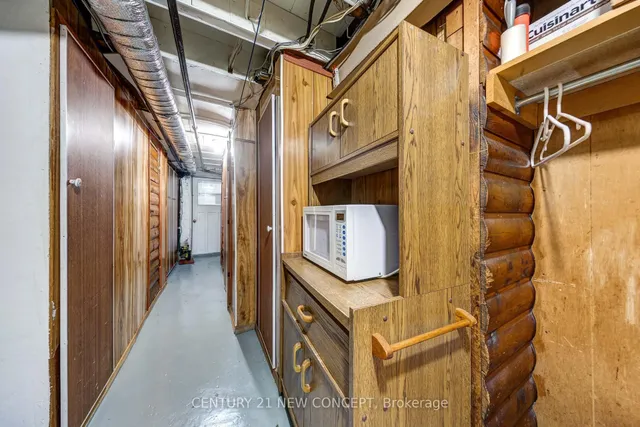 Additional image 40 of 52 Frankdale Ave