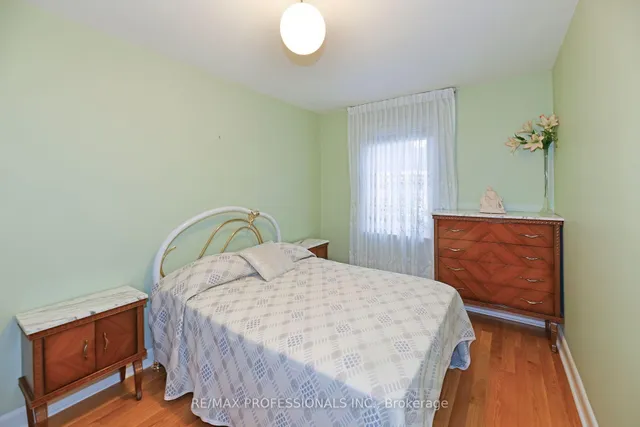 Additional image 12 of 118 Nordin Ave