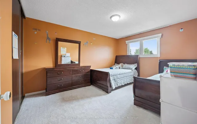 Additional image 25 of 33 Merton Rd