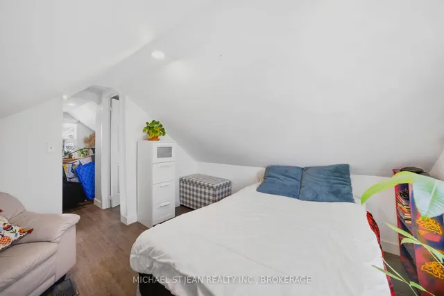 Additional image 23 of 10 Alice St