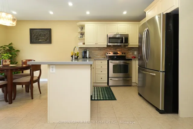 Additional image 12 of 35 Bleasdale Ave