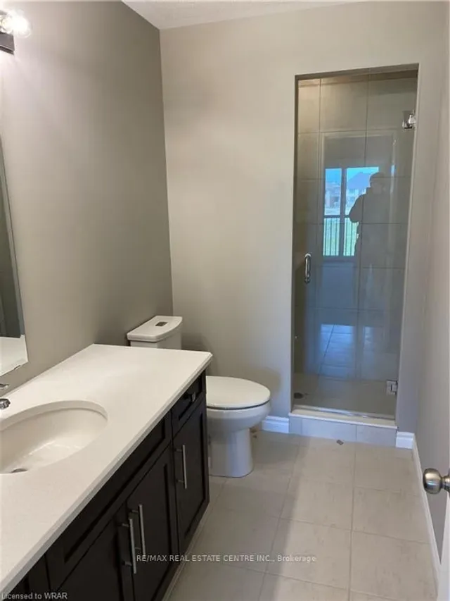 Additional image 8 of 32 Wheat Lane