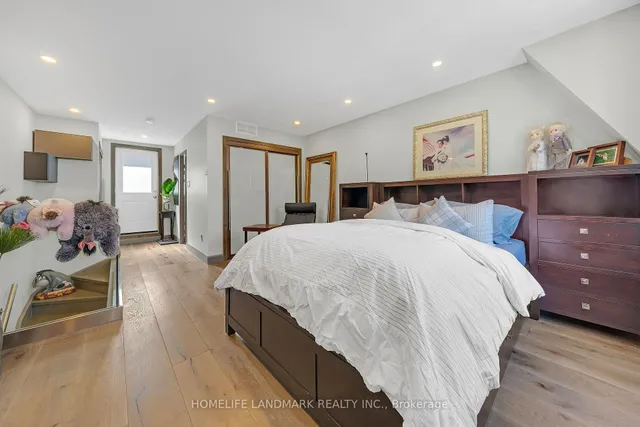 Additional image 20 of 21 Dundonald St Unit 1