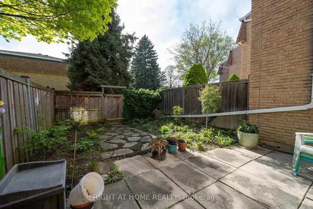 Additional image 28 of 121 Centennial Rd Unit 81