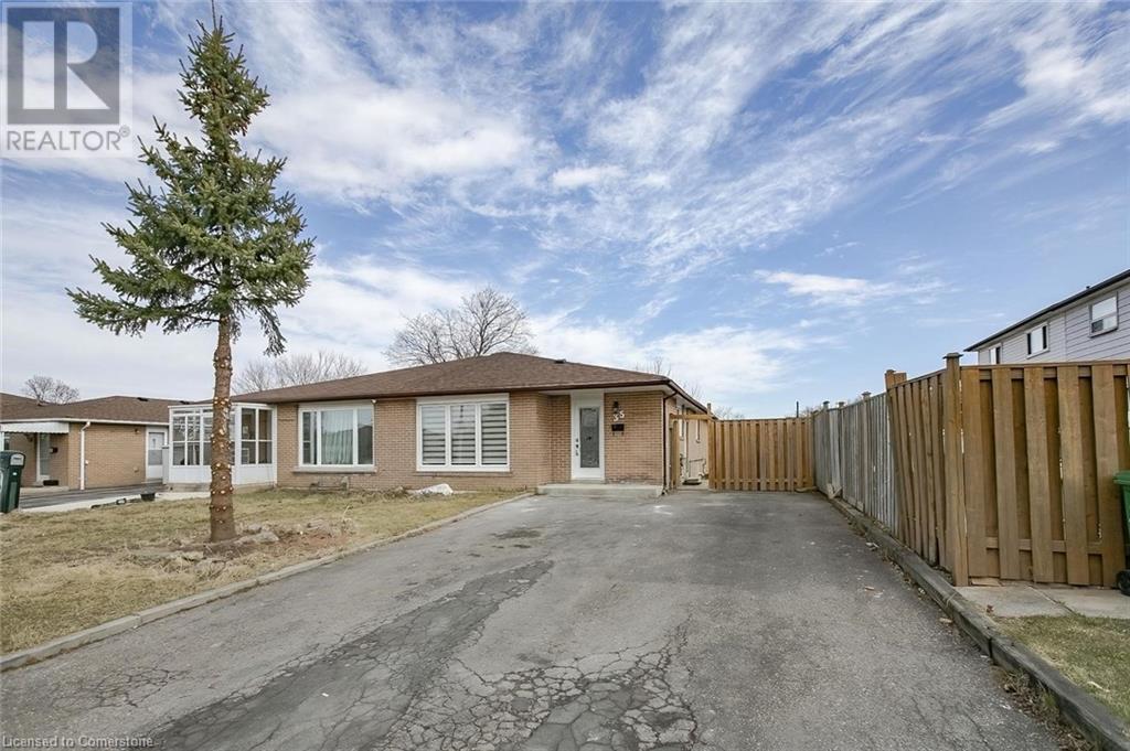 35 DEESIDE Crescent|Brampton, Ontario L6T3L8