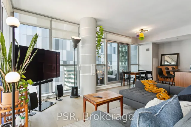 Additional image 6 of 375 King St Unit 1207