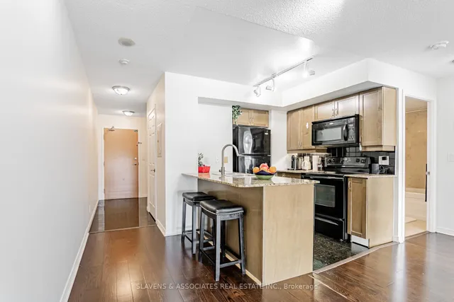 Additional image 6 of 736 Spadina Ave Unit 607