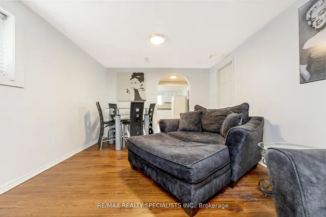 Additional image 30 of 35 Forestgate Dr