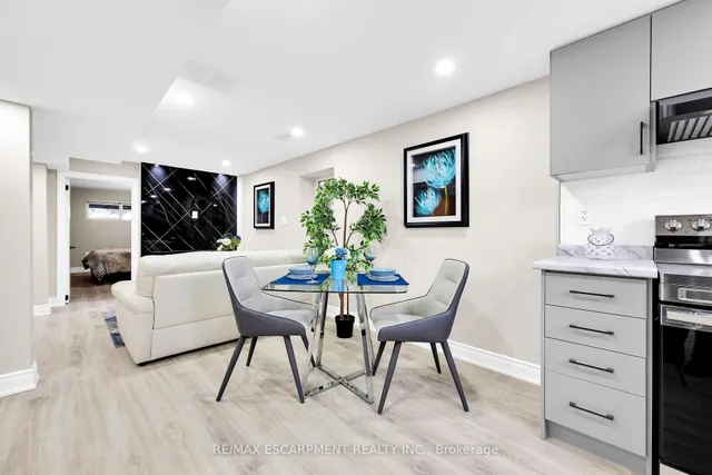 Additional image 27 of 944 Concession St