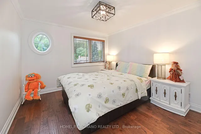 Additional image 2 of 566 Mcroberts Ave