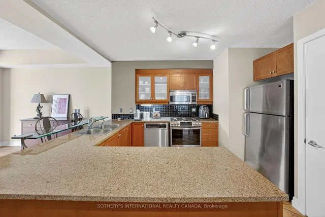 Additional image 4 of 500 Queens Quay Unit 201E