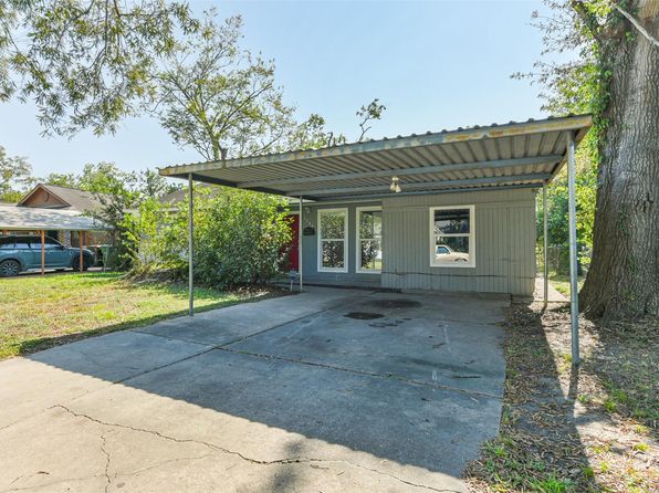 5746 Lakefield Dr, Houston, TX 77033