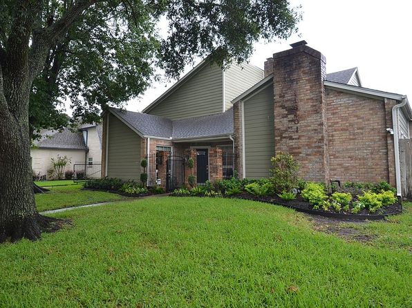 11810 Gladewood Ln, Houston, TX 77071