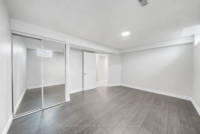 Additional image 42 of 71 Cobblehill Cres