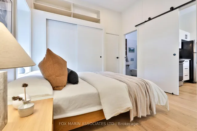 Additional image 32 of 34 Claremont St Unit 106