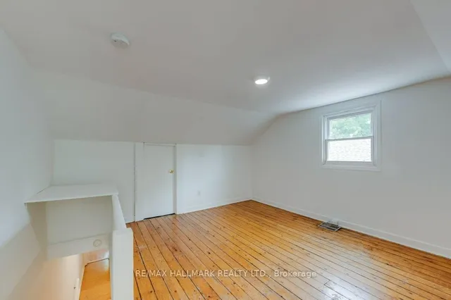 Additional image 43 of 15 Seymour Ave