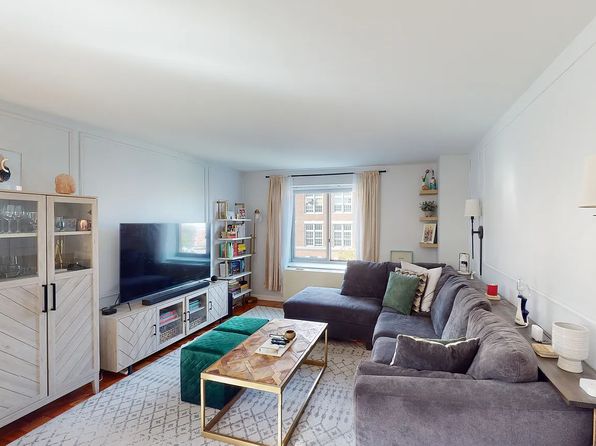 300 W 135th St APT 5B, New York, NY 10030