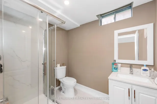 Additional image 39 of 68 Carrie Cres