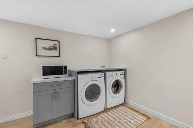 Additional image 40 of 11 Adelpha Dr