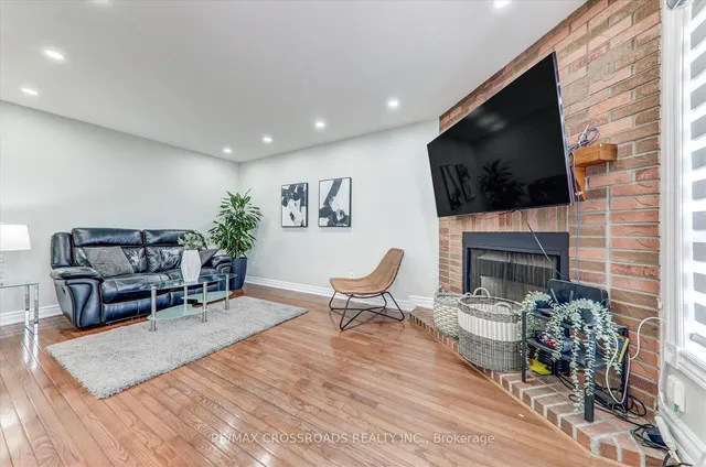 Additional image 20 of 75 Wandering Tr